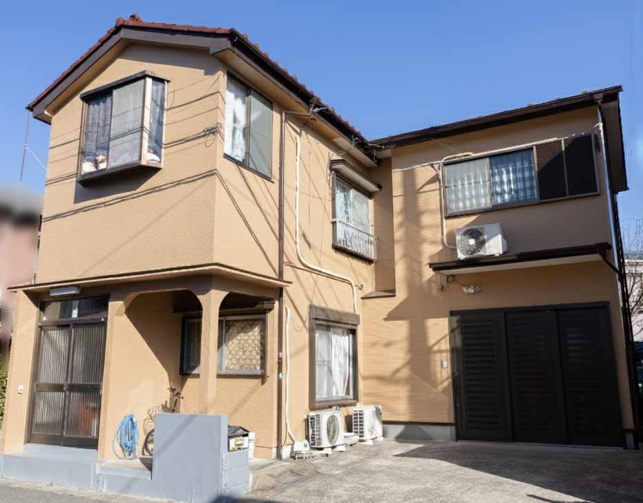 ガレージシャッターを玄関引戸に交換して叶えた快適動線！