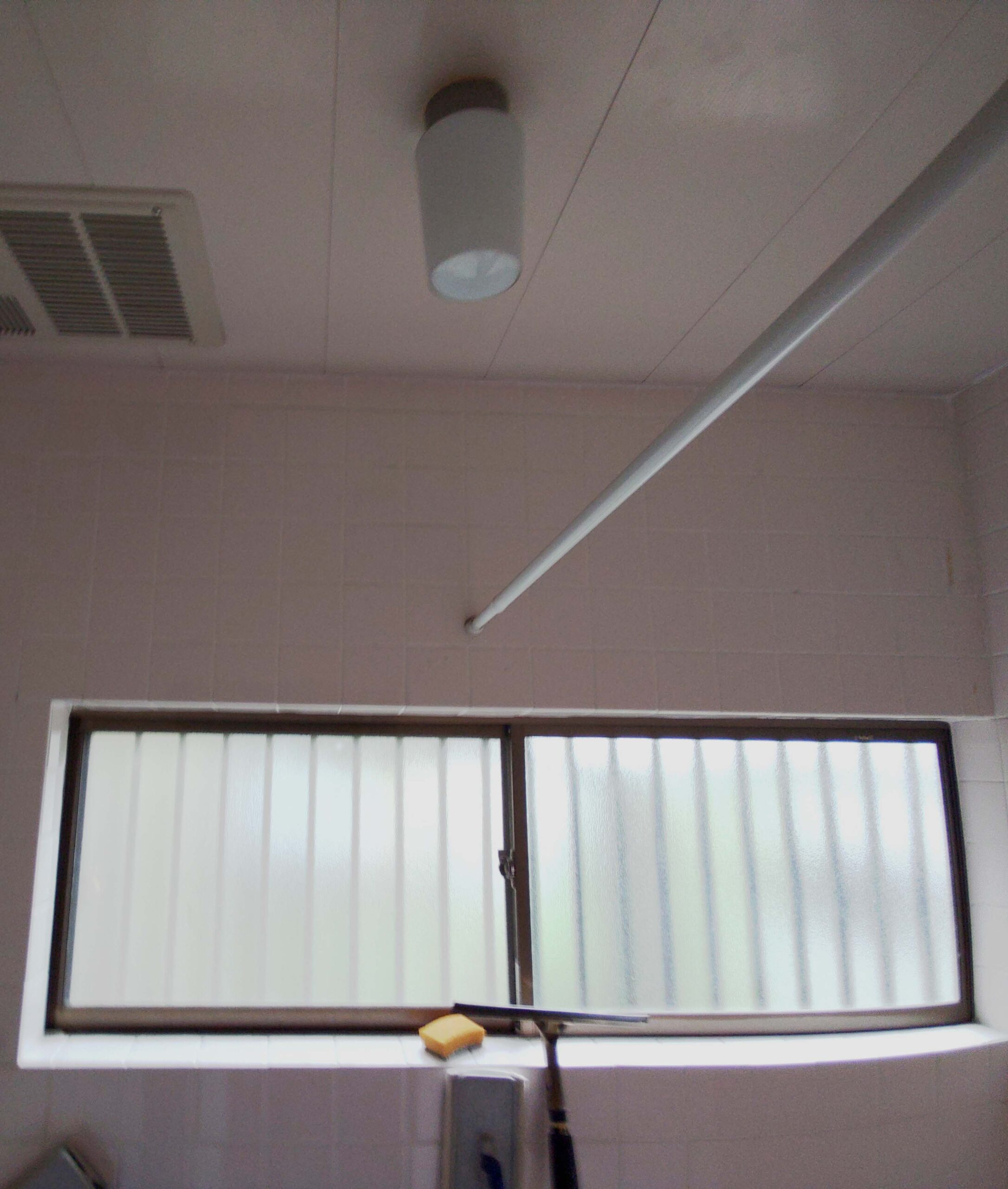 窓を小さくして断熱性を高めましたbefore